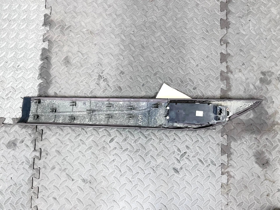 17-23 ASTON MARTIN DB11 RIGHT LEFT LH SIDE SWITCH CONTROL MODULE COVER PANEL OEM - Image 2 of 4