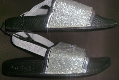 Sandalias Bebe negras/plateadas brillantes con cordones para niñas pequeñas punta abierta-Talla: 9/10-¡NUEVAS! - Imagen 2 de 5