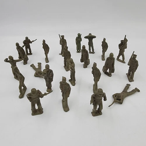 22 VTG 1950s Marx Toy Armed Forces Training Center Combat US Army Soldiers