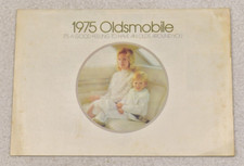 1975 OLDSMOBILE SALES BROCHURE