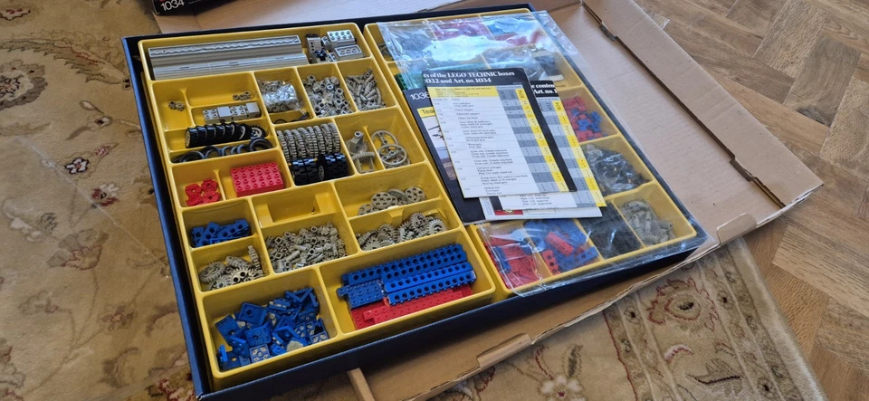 LEGO 1034 Teachers Resource Set, photo 4 of 5