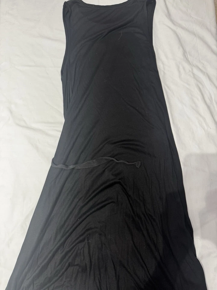 Vestido negro sin mangas AllSaints para mujer talla grande Foto 4 de 4