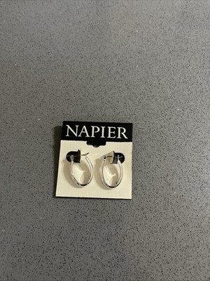 Napier Silber Oval Creolen.