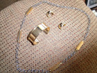 VTG. PRETTY GOLDTONE STRIPED-RECTANGULAR LINK/CHAIN NECKLACE/BRACELET/EARRINGS — photo 3