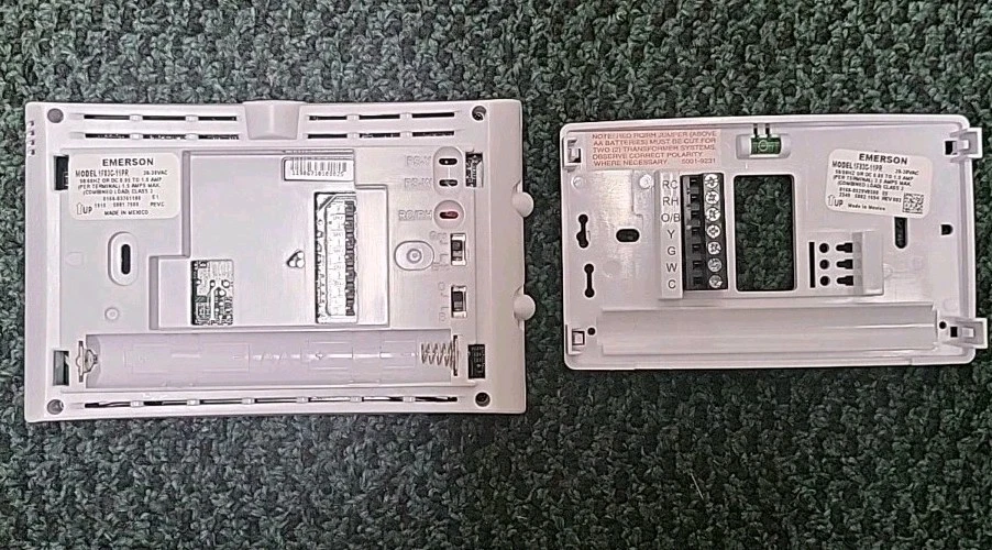 TERMOSTATO PROGRAMABLE EMERSON 1F83C-11PR CONVENCIONAL (1H/1C) Foto 2 de 3