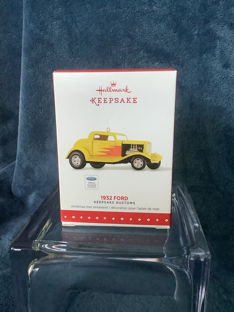 Hallmark 1932 Ford Keepsake Kustoms ornament 1st in Series 2015 Die-Cast- 05