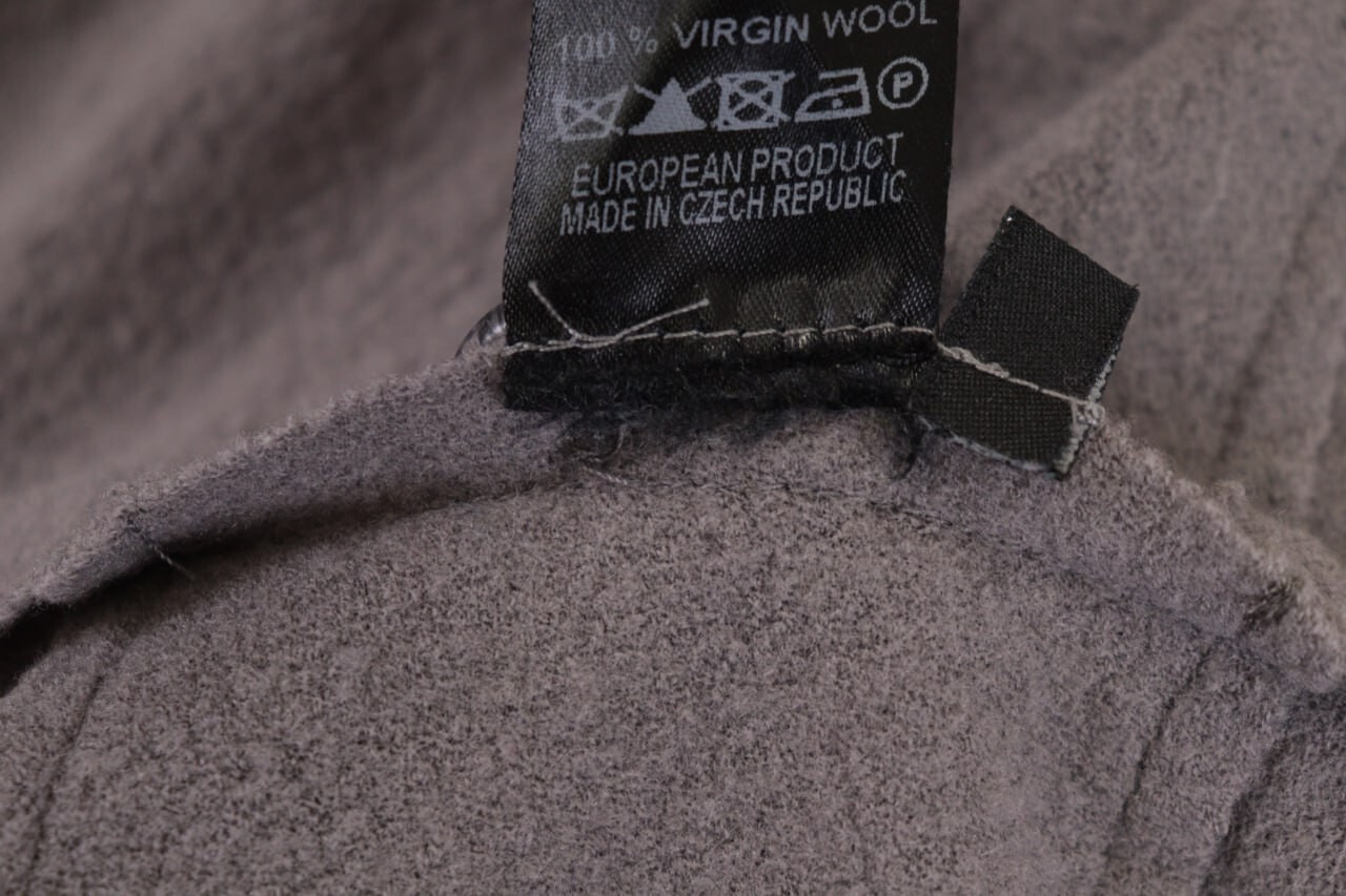 ELEMENTE CLEMENTE Gray Wool Knit Embroidered Sing… - image 15