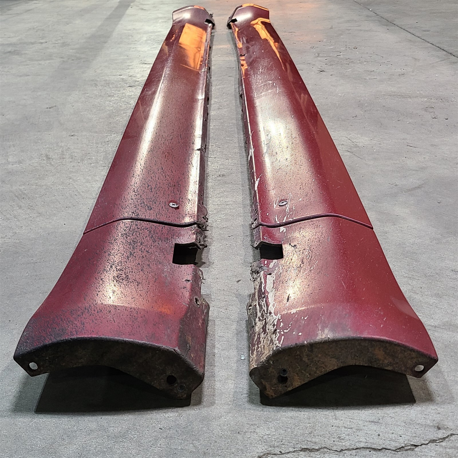 0610 Dodge Charger SRT8 Driver and Passenger Rocker Panels Moldings