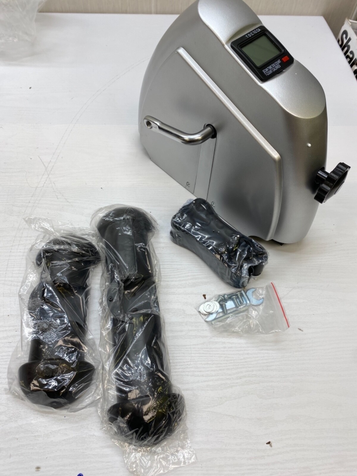 Mini Exercise Bike Indoor Home Gym Cardio Pedal Trainer Under Desk Cycling R1
