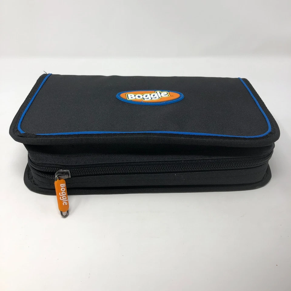2003 DELUXE BOGGLE Game Travel Edition Zipper Folio Black Case Hasbro COMPLETE - Image 2 of 3
