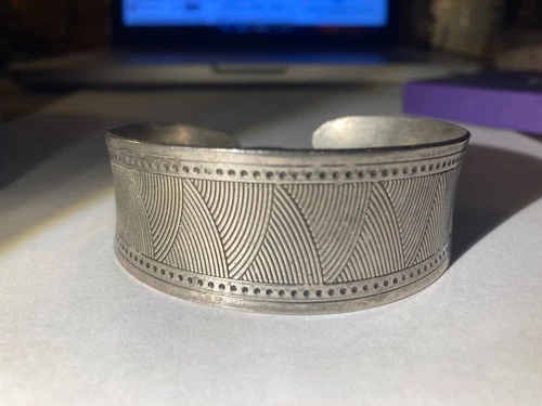 Art Deco Sterling Silver Cuff Bracelet Jewelry Vintage Wave 1930's design Unique