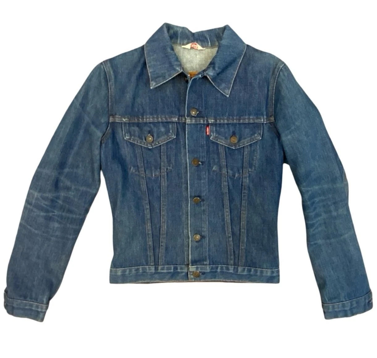 VTG 70s LEVIS TYPE 3 TRUCKER DENIM JACKET DARK BLUE LOVELY WEAR & WHISKERING XS
Opens in a new windo