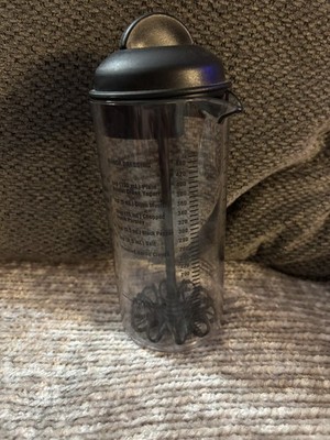 Pampered Chef Measure Mix And Pour Salad Dressing Maker Mixer Store 16 Oz 