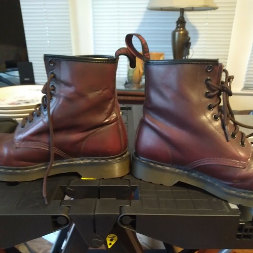 VINTAGE DOC MARTENS DRAGON AIR WAIT 