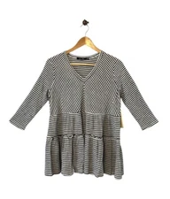 Doe & Rae Top Black White Stripe Tiered 3/4 Sleeve V Neck Tunic Babydoll Large