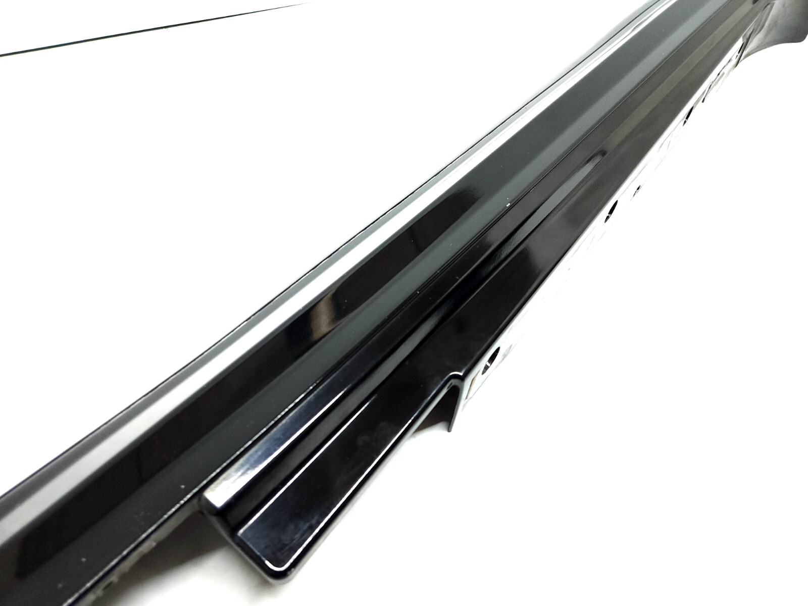 ⭐ 08-17 Maserati Gran Turismo Right Side Lower Rocker Skirt Panel Molding Oem