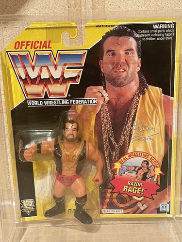 Vintage WWF Hasbro Razor Ramon Series 7 MOC With G...