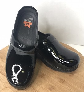 dansko wide professional clog