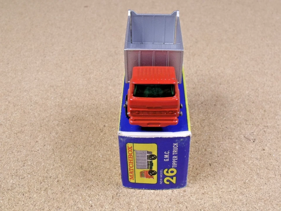 OLD VINTAGE LESNEY MATCHBOX # 28 G.M.C. TIPPER TRUCK ORIGINAL BOX - Image 3 of 4