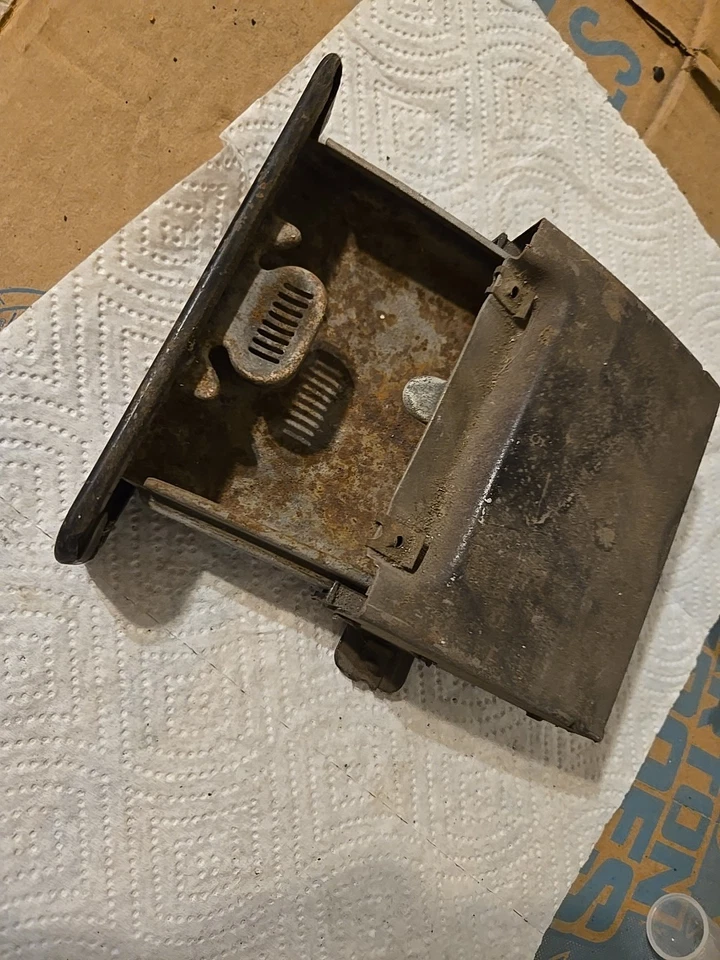 Chevy Truck C10 C20 Blazer 1967 1972 AshTray camioneta negra Ash Try OEM GMC Truck Foto 3 de 4