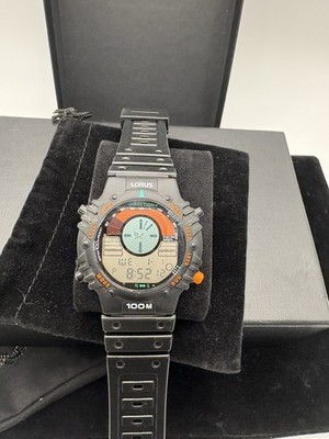 Vintage Lorus Vector W800-0020 Digital Compass Watch Black 90's Good Working