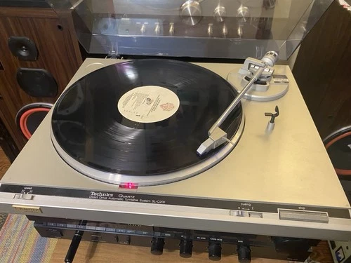 Technics SL-Q200 Quartz Turntable Semi-Auto Direct Drive Empire OP-225 Cartridge