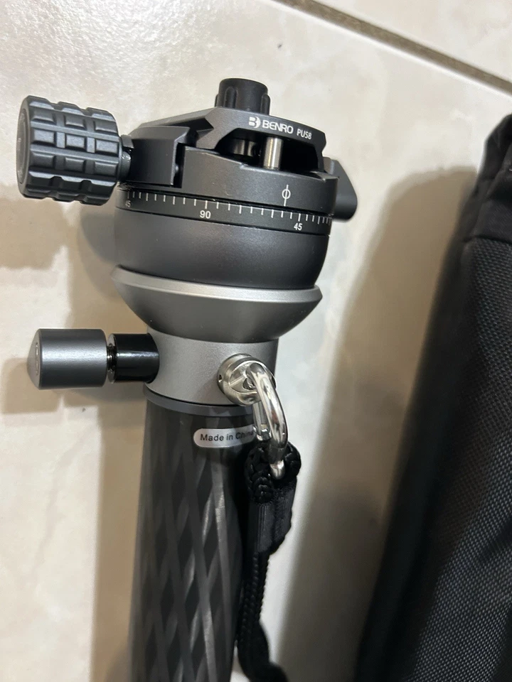 Monopie de fibra de carbono Benro MSDPL46C CN SupaDupa con cabezal nivelador (62") Foto 3 de 4