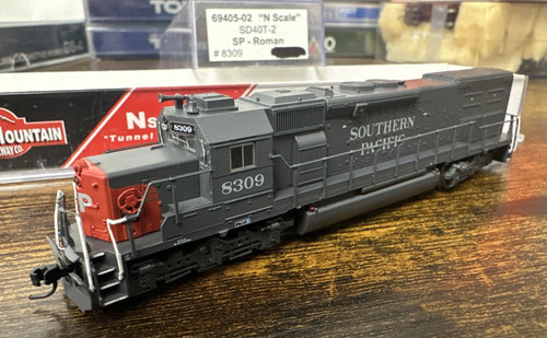 InterMountain Railway Co. escala N #69405-02 SD40T-2 Southern Pacific #8309 ¡NUEVO EN CAJA! | Zustand: New