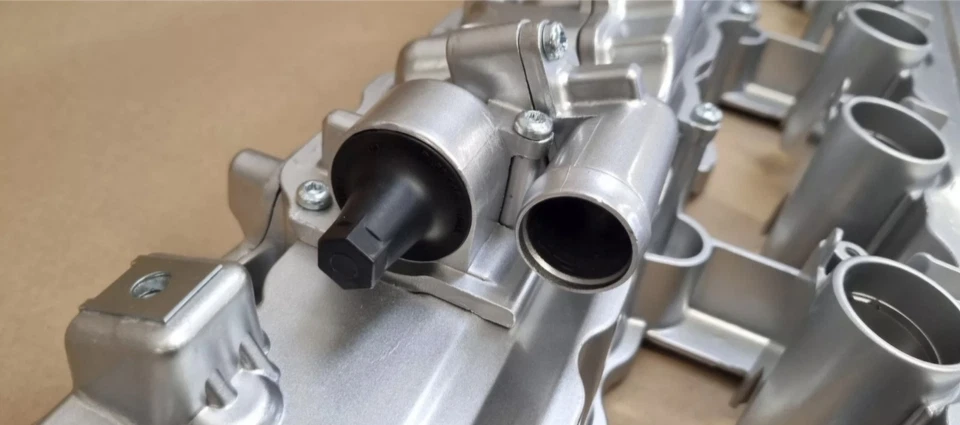 Bmw 135i 335i 535i Z35i N54 Uprated Aluminium Valve Cover - Image 3 of 4