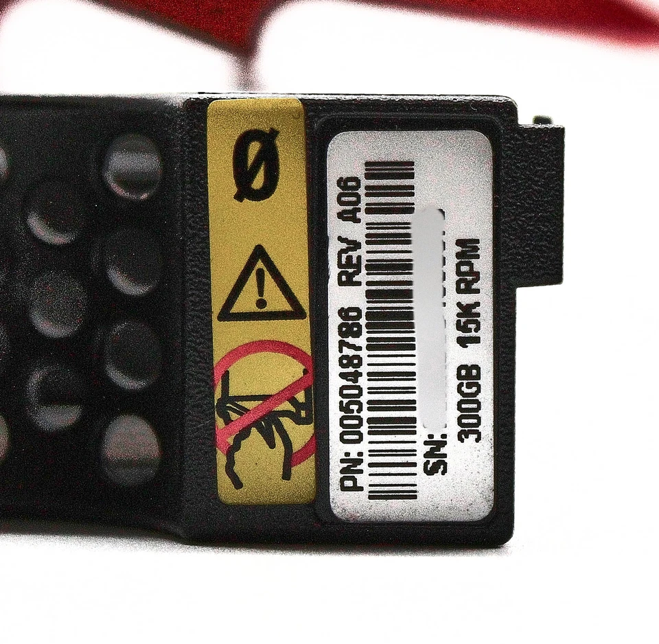 EMC 005048786 300GB 15K SAS 3.5 3G AX4-5 - Image 2 of 4