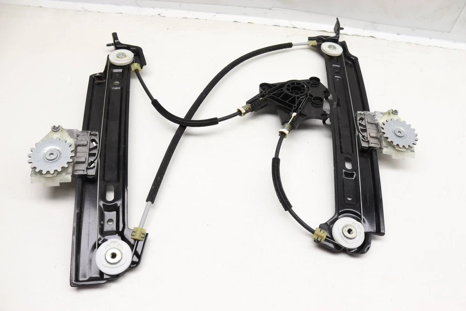 BMW 330I GT XDRIVE 2017-2019 - regulador de ventana trasero izquierdo 7291421 Foto 2 de 4