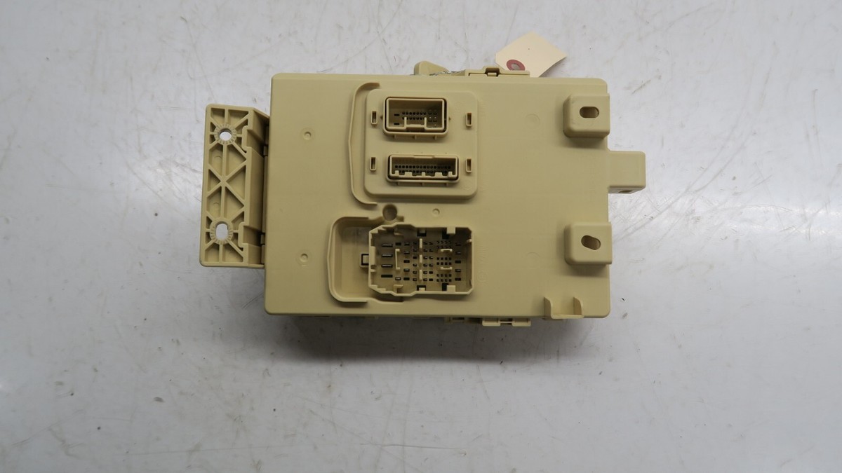 2021-2024 Kia Seltos OEM Left Front Dash Fuse Relay Junction