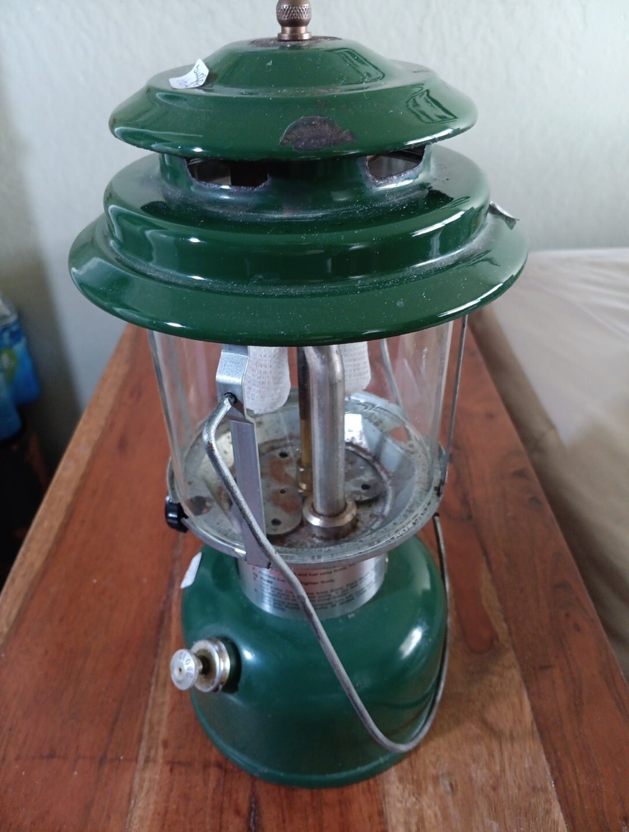 Coleman Lantern Orig. Pyrex Globe #220J Dated 11/76 Made USA Coleman Lantern Orig. Pyrex Globe #220J Dated 11/76 Made USA
