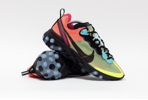 nike element 87 aurora