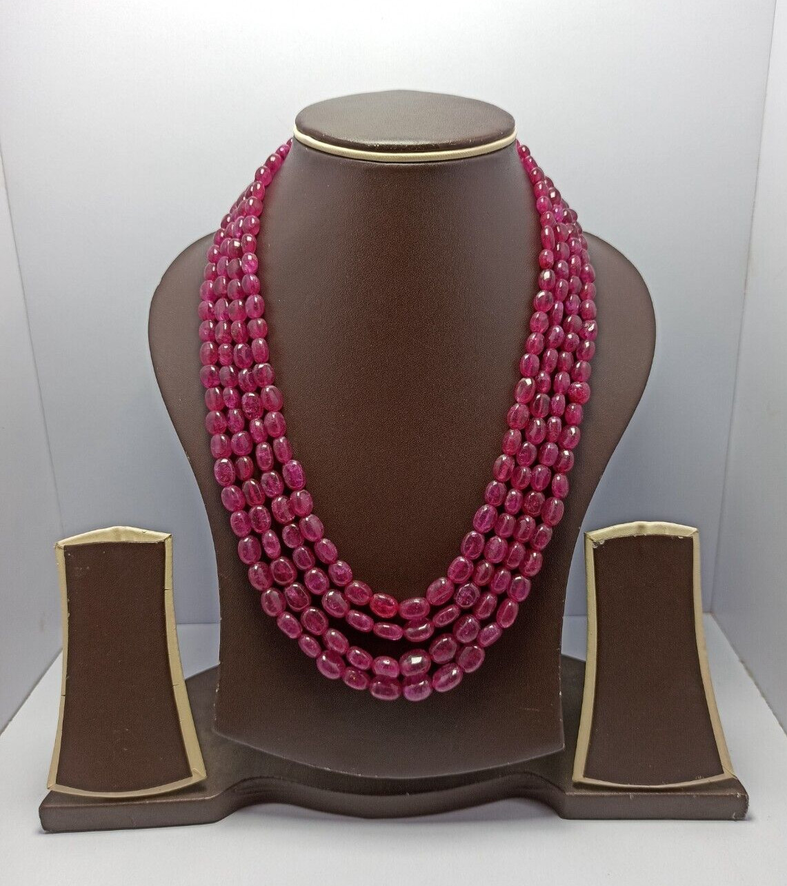 Collar De Perlas Ovaladas Rosadas De Fresa De 572 Quilates De 18 Pulgadas