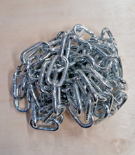 Image of 2.5 Metres of Zinc Plated Steel Welded Chain - 6mm x 33mm