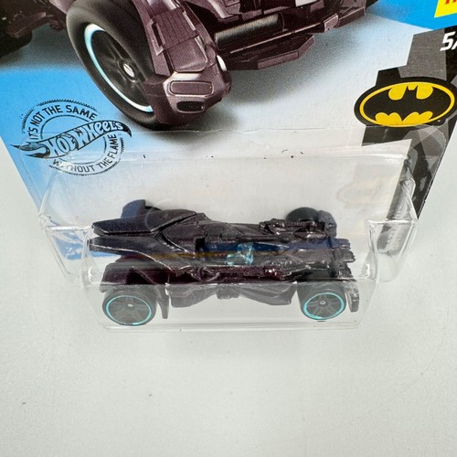 2019 Hot Wheels Justice League Batmobile 66/250 Batman 5/5 Metallic 5 Spoke - Picture 3 of 8