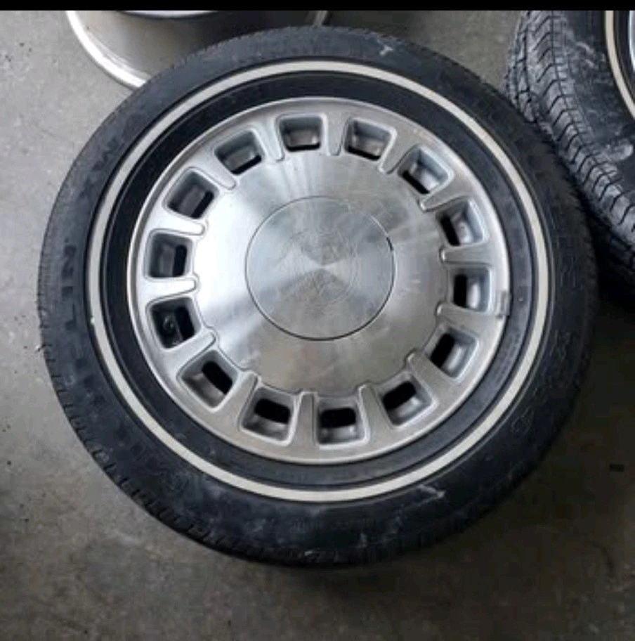 Set 1996 1997 1998 1999 Cadillac DeVille OEM Factory Machined Wheels Rims 4525 - Image 2 of 4