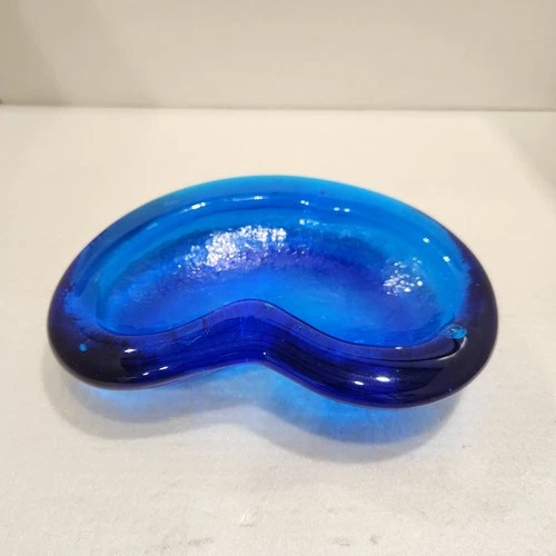 Vintage Blenko Freeform Heart Cobalt Blue Art Glass Trinket/Candy Dish Ashtray