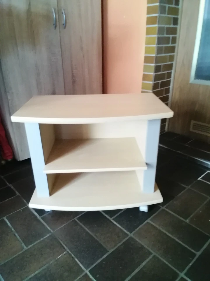 Fernsehertisch beige/grau, gebraucht L-64cm H-50cm T-36cm, zerlegt - Bild 3 von 4