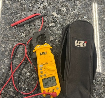 UEI Test Instruments True RMS Clamp Meter DL579T with Case and Leads- ON SALE 