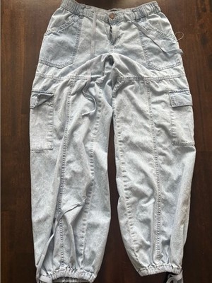 Sincerely Jules Cargo Jeans Size 5/27 Light Wash Denim Parachute Pants
