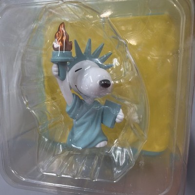 Medicom Toy UDF No.823 Statue of Liberty Snoopy Figure 90mm