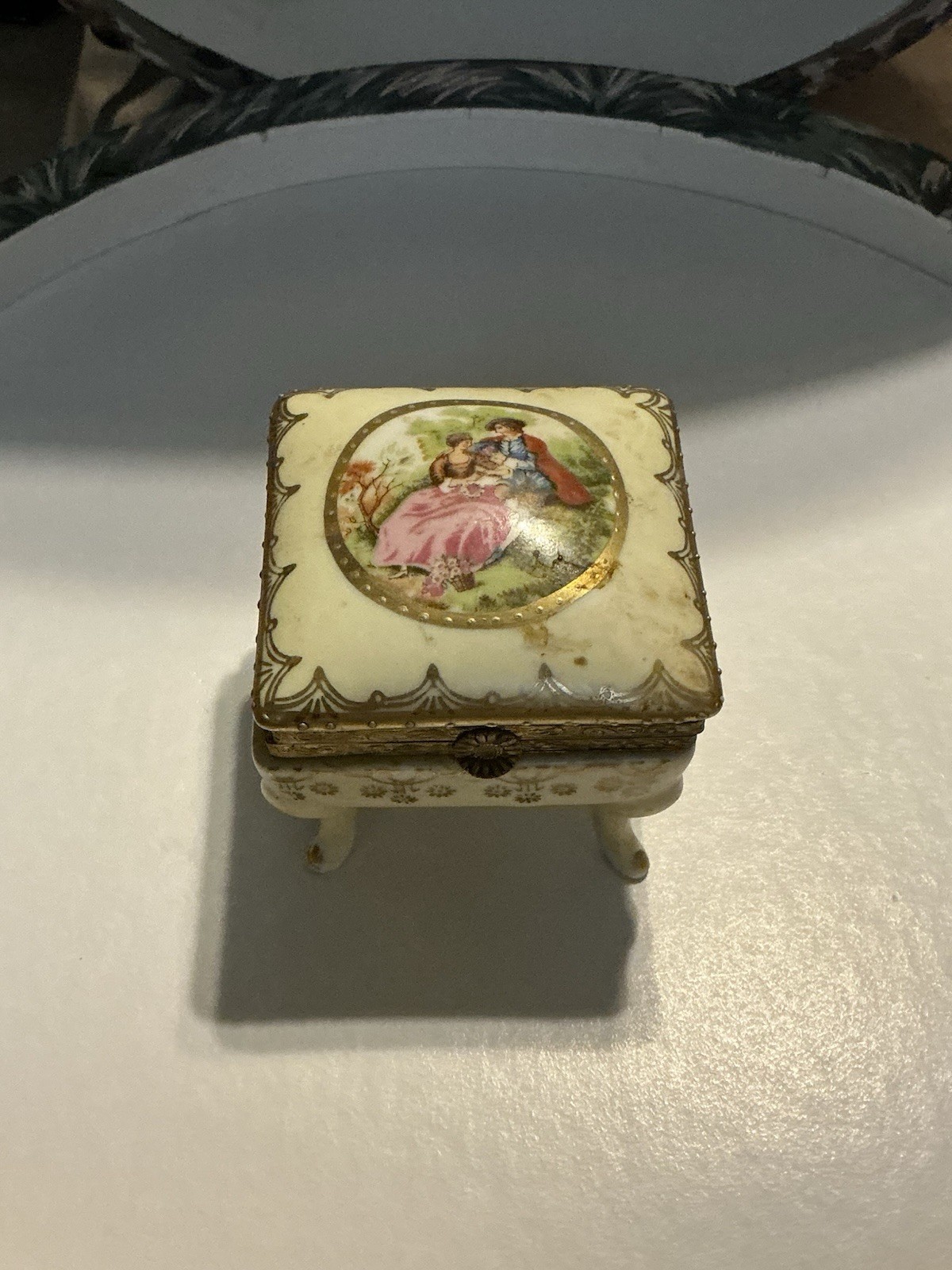 Vintage-Inspired Decorative Trinket Box for Jewelry Storage