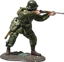 W. Britains BR25125 U.S. 101st Airborne Standing Firing Carbine, Winter, 1944