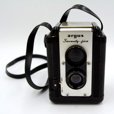 argus Seventy-five 二眼レフカメラ Argus Seventy-Five Vintage Camera with neck strap uses 620 Film | eBay