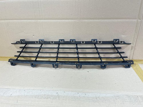 BMW 3 G20 G21 GITTER LUFTEINLASS STOßSTANGE VORNE UNTEN MITTE 7464258 Original