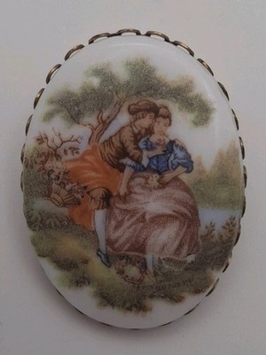 Porcelain Courting Scene Oval Framed Cameo Brooch Pin Limoges Fragonard