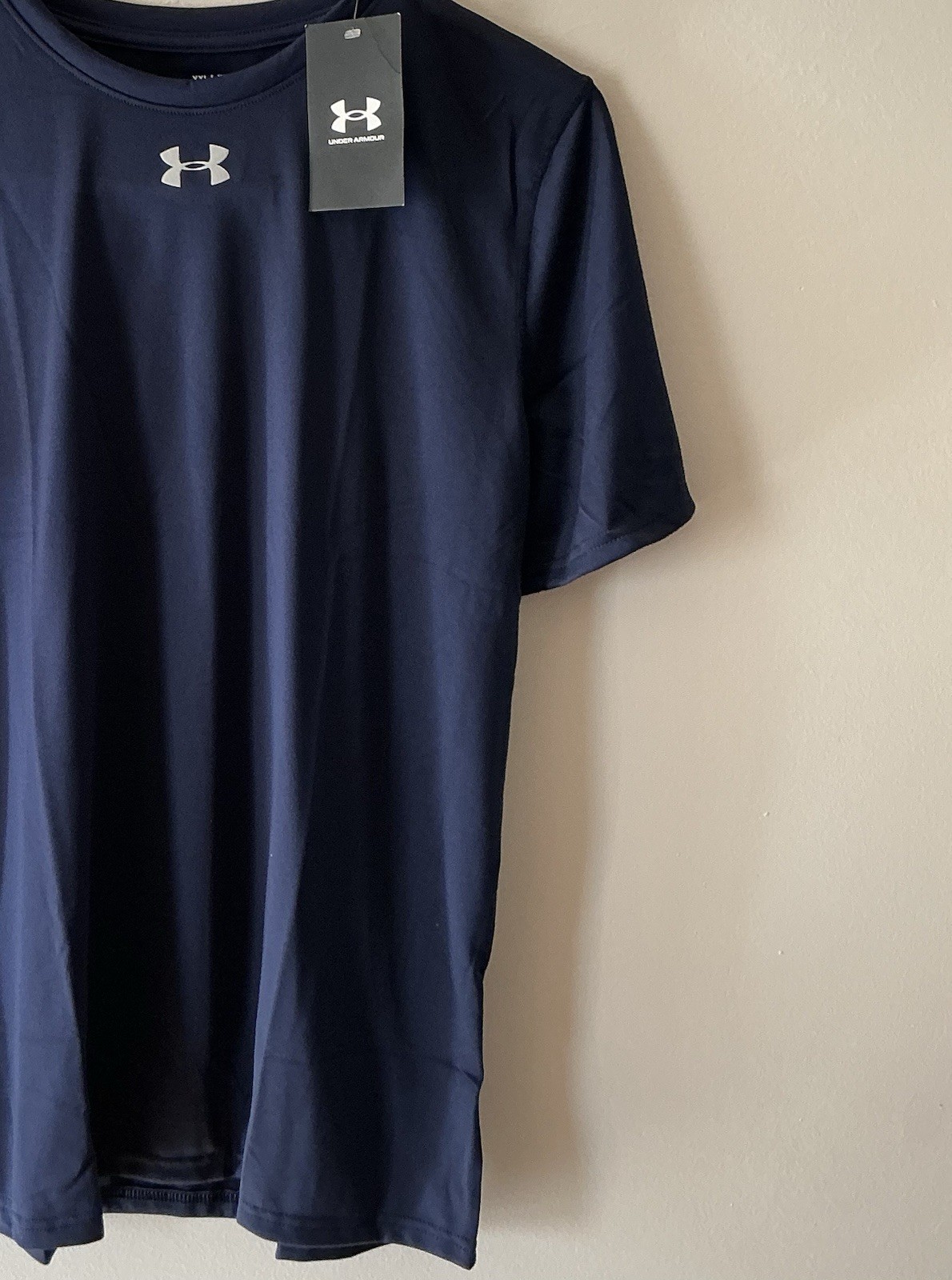 Under Armour Boy’s Locker Tee Short Sleeves  Size YXL   Midnight Navy  NWT thumbnail 4