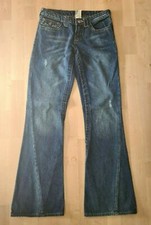 True Religion Jeans Womens Sz 27 x 32 Joey Medium Wash Distressed Bootcut Flare